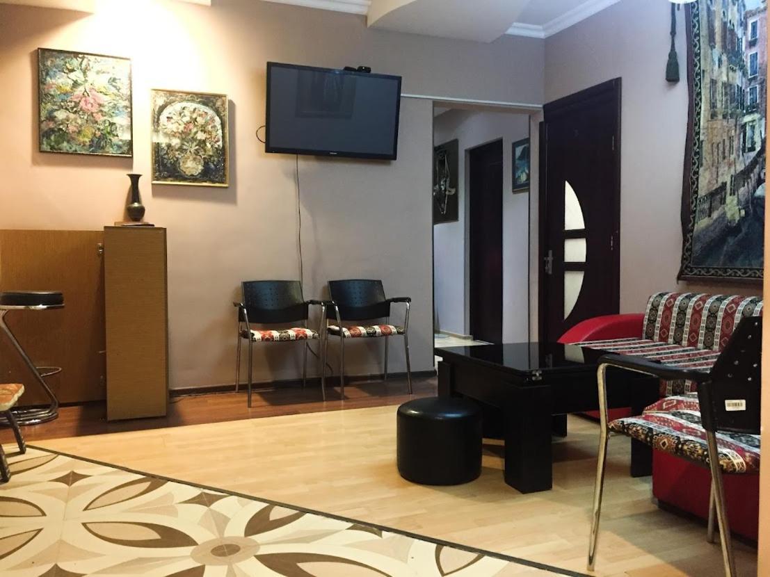 The Sindh House - Indus Aroma Restaurant Tbilisi 호텔 외부 사진